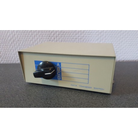 Data Transfer Switch Vintage ABCD Input-Output Serieel