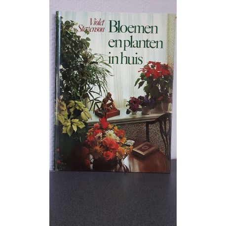 Bloemen en planten in huis.
