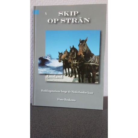 Reddinstation Ameland - Skip op strân