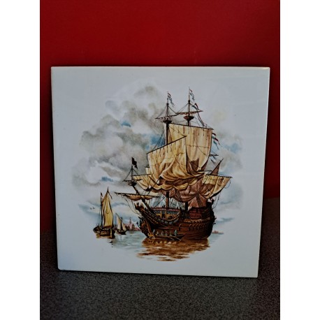 Tegeltje Voorstelling: Nederlands koopvaardijschip. Afmeting: 15 x 15 cm